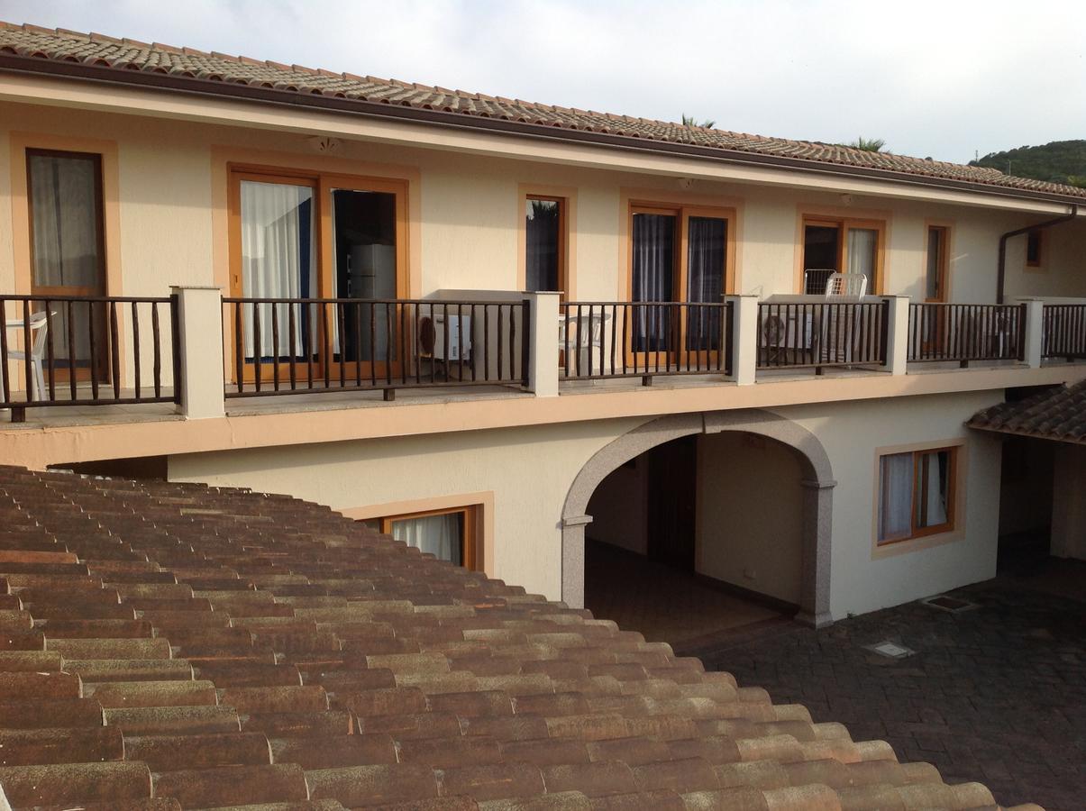 Club Esse Residence Capo D'Orso Palau Exterior photo